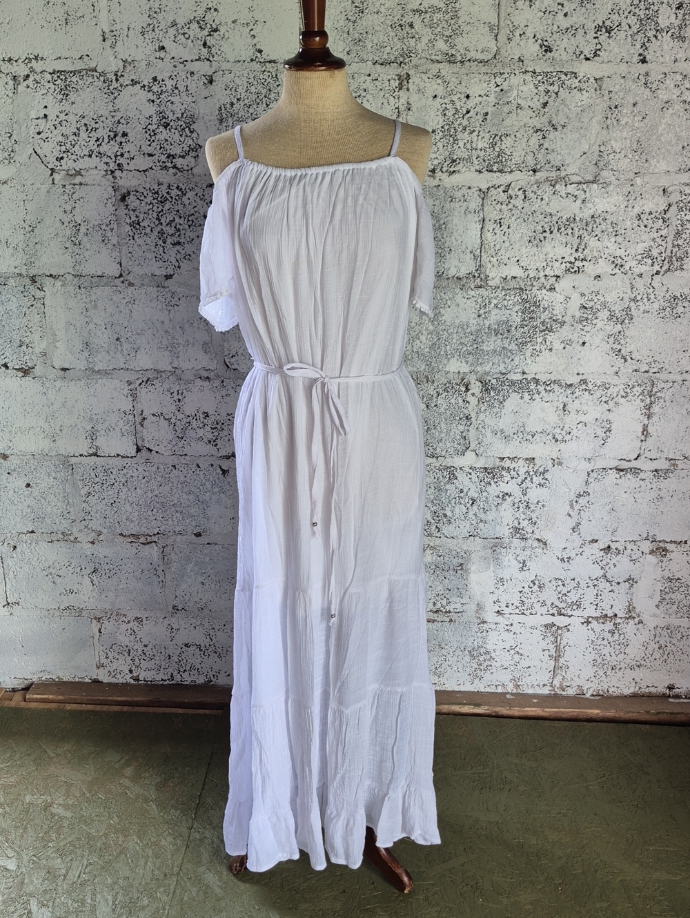 Mlle Gabrielle White Off-Shoulder Spaghetti Strap Maxi Dress with Waist Tie